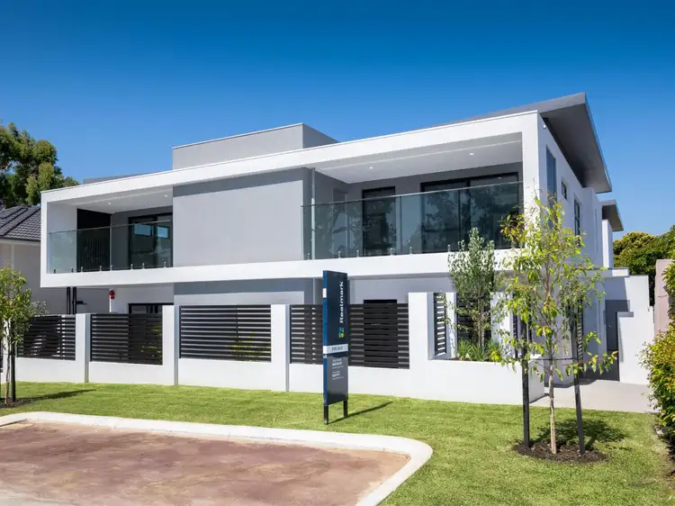 1/17 Methuen Way, Duncraig WA 6023