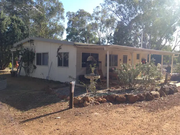 126 Sand Spring Road, Toodyay WA 6566