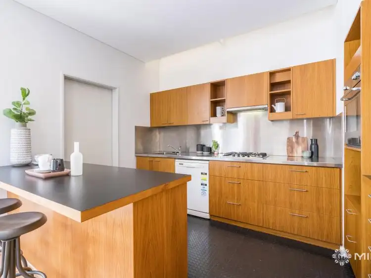 4A Mengler Avenue, Claremont WA 6010