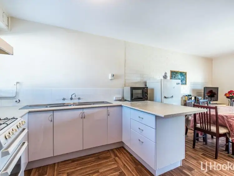 Fourth view of Homely unit listing, 2/5 Welshpool Road, St James WA 6102