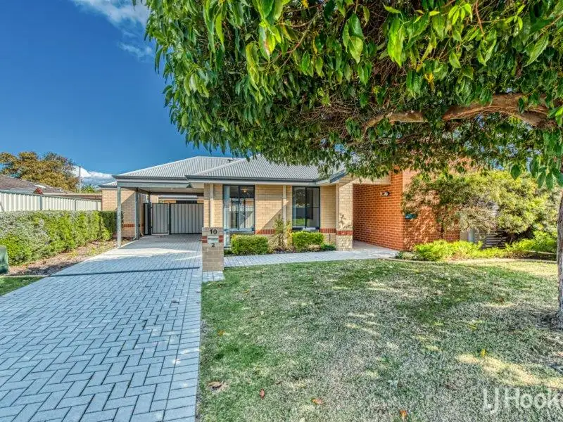 Main view of Homely villa listing, 2/10 Longhurst Way, Queens Park WA 6107