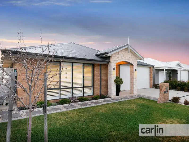 Main view of Homely house listing, 32 Ontario Grove, Success WA 6164