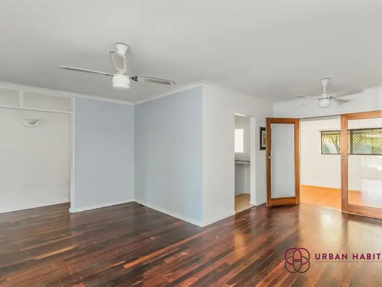 Third view of Homely house listing, 5 Langridge Crescent, Orelia WA 6167