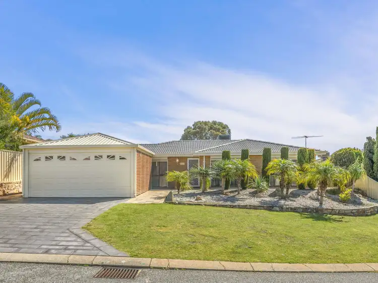 7 Lemongrass Grove, Woodvale WA 6026