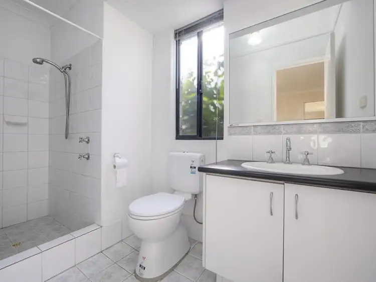 Sixth view of Homely unit listing, 2/10 Peach Tree Way, Forrestfield WA 6058