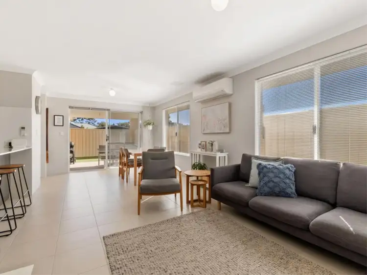 Fifth view of Homely house listing, 4/31 Pinker Crescent, Maida Vale WA 6057