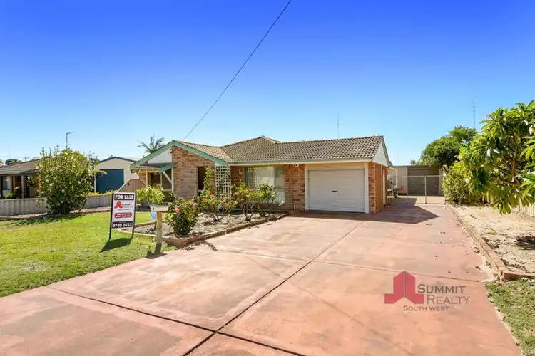 Second view of Homely house listing, 4 Payton Way, Usher WA 6230