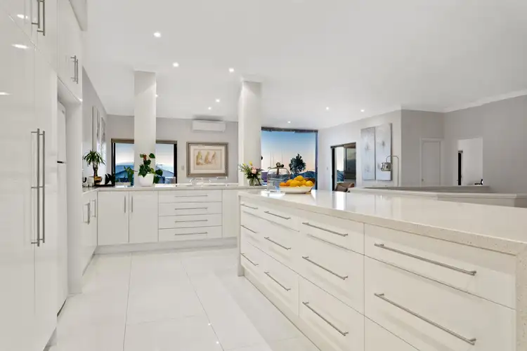 Fourth view of Homely house listing, 14 Anaconda Place, Sorrento WA 6020