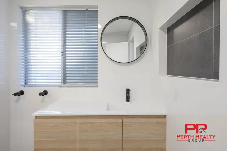 Fifth view of Homely apartment listing, 5/285 Railway Parade, Maylands WA 6051