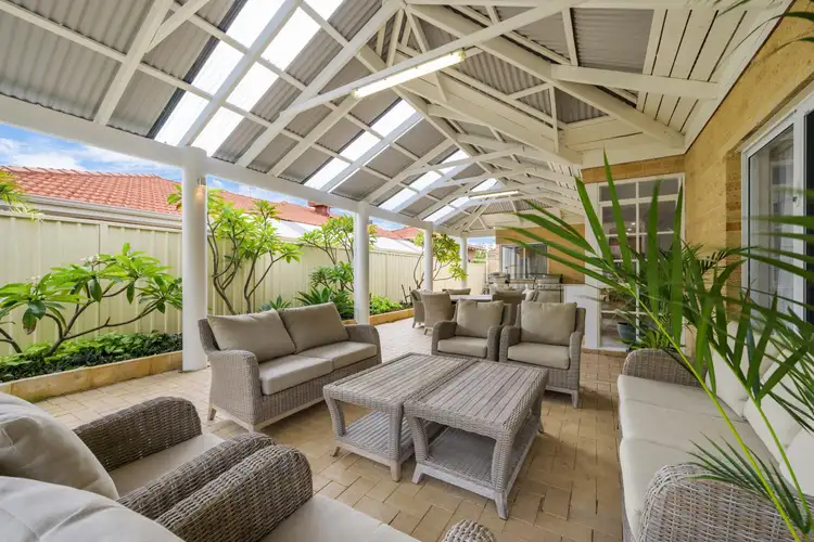 106 Broadbeach Boulevard, Hillarys WA 6025