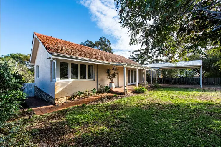27 Lisle Street, Mount Claremont WA 6010