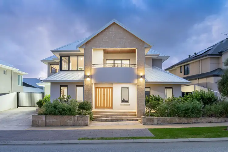 14 Canarias  Way, Hillarys WA 6025