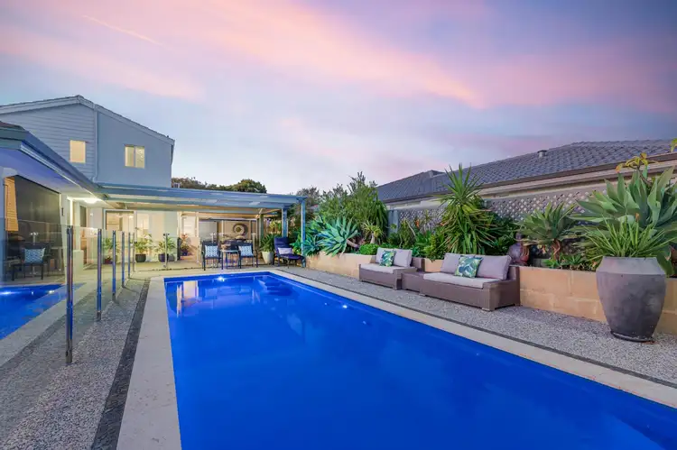 16 Centennial Gardens, Hillarys WA 6025