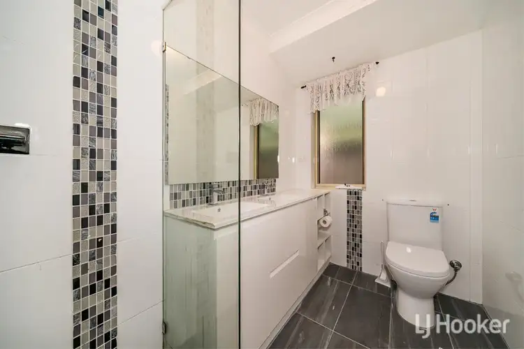 Seventh view of Homely house listing, 4 Oregon Place, Cooloongup WA 6168