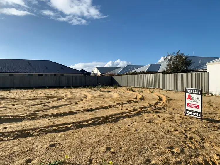 25 Weewar Circuit, South Yunderup WA 6208