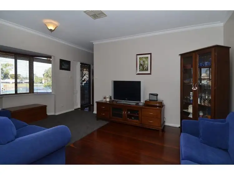 Second view of Homely house listing, 5 Kurnalpi Close, Hannans WA 6430