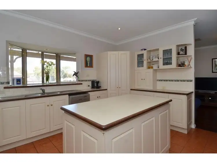 Seventh view of Homely house listing, 5 Kurnalpi Close, Hannans WA 6430