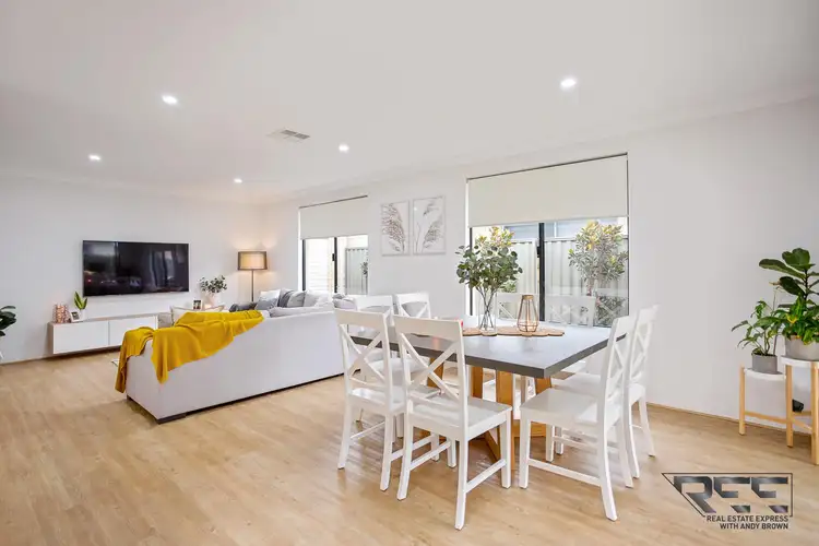 Sixth view of Homely house listing, 30 Silvergum Way, Piara Waters WA 6112