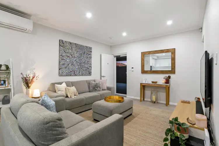 3/7 Muriel Avenue, Innaloo WA 6018