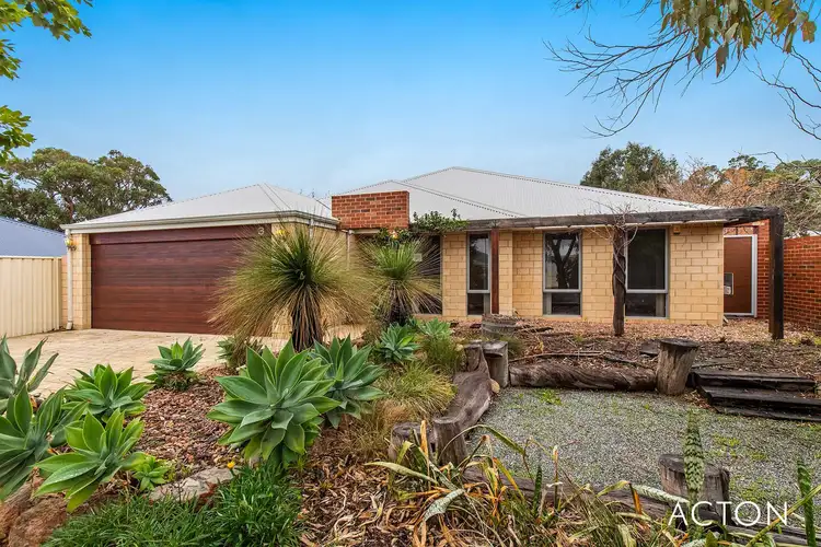 3 Dyer Lane, Lakelands WA 6180