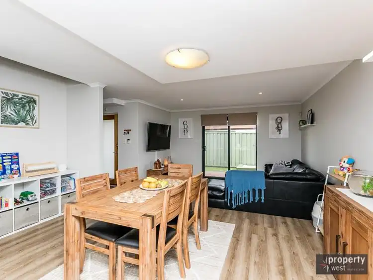 Fifth view of Homely townhouse listing, 15/40 Hollins Bend, Madeley WA 6065