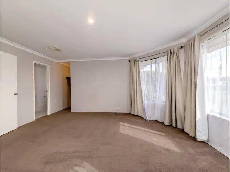 Sixth view of Homely house listing, 2 Turton Place, Quinns Rocks WA 6030