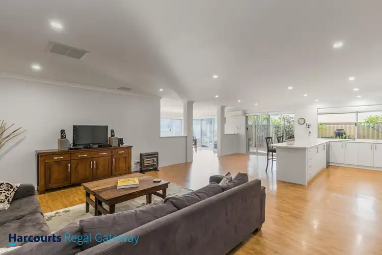 Sixth view of Homely house listing, 7 providence link, Atwell WA 6164
