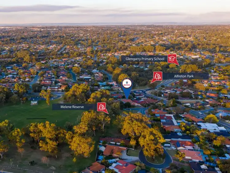 Fourth view of Homely house listing, 5 Hannah Court, Duncraig WA 6023