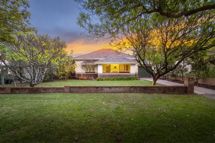 25 Mountjoy Road, Nedlands WA 6009