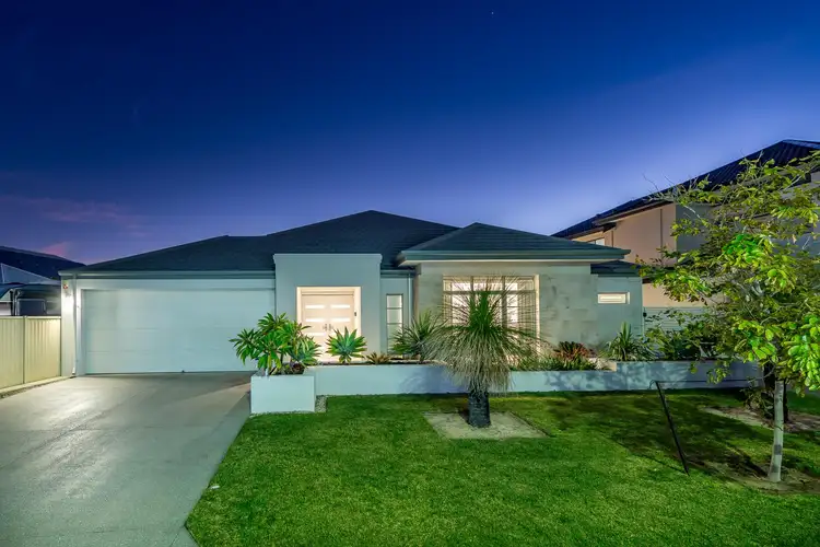 33 Whitehorses Drive, Burns Beach WA 6028