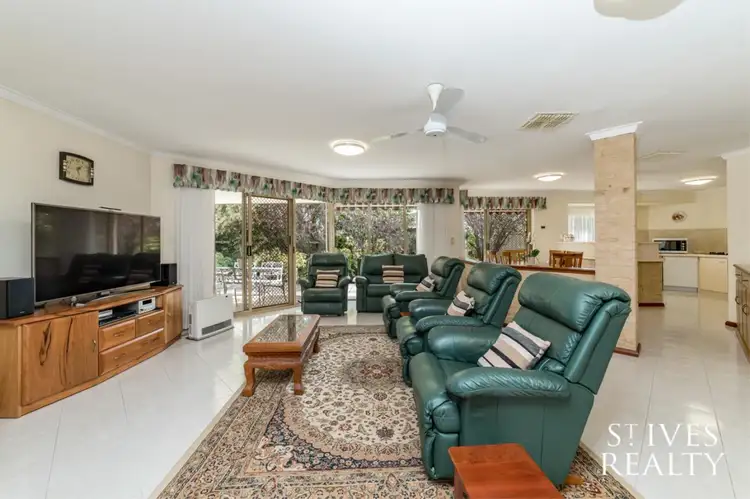 Main view of Homely house listing, 3 Weaver Court, Kardinya WA 6163