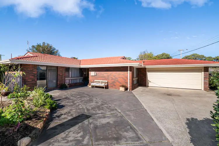 23 Farrell Way, Padbury WA 6025