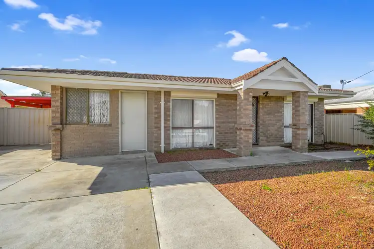 18 Bullfinch Street, Huntingdale WA 6110