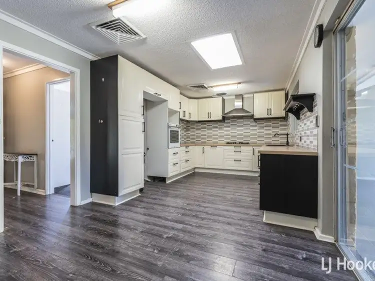 Fifth view of Homely house listing, 4 Mercer Place, Thornlie WA 6108