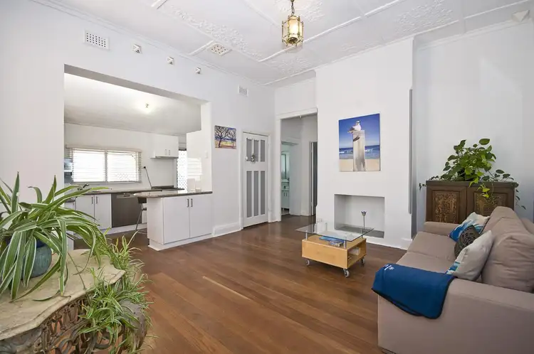 10 Victoria Street, Mosman Park WA 6012
