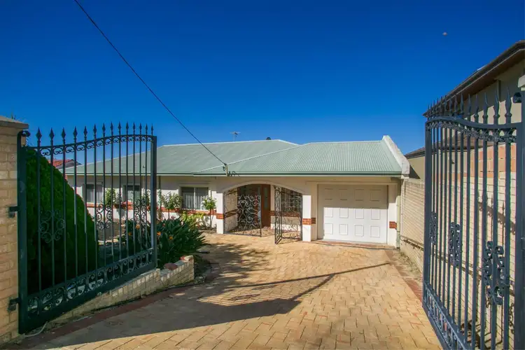 Fifth view of Homely house listing, 4 Cascade Avenue, Dianella WA 6059