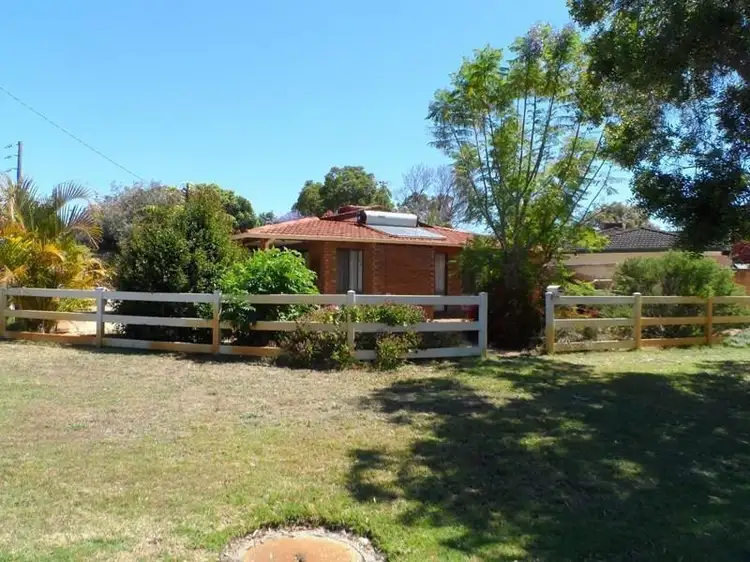 7 Denham Way, Thornlie WA 6108
