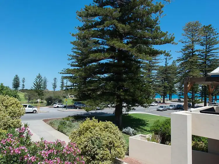 1/6 Forrest Street, Cottesloe WA 6011