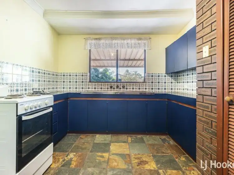 Second view of Homely house listing, 25 Baron Way, Gosnells WA 6110