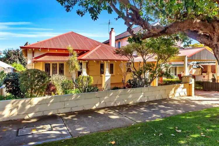 73 Kalgoorlie Street, Mount Hawthorn WA 6016