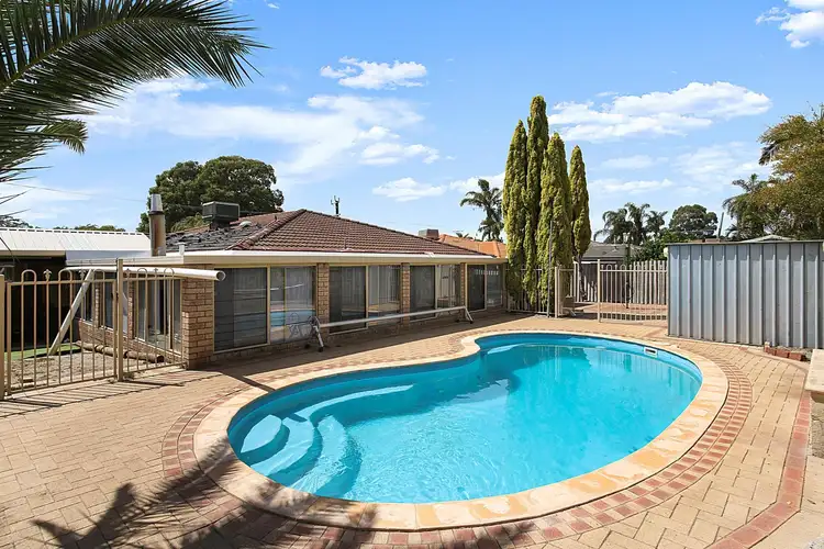 Second view of Homely house listing, 76 Dotterel Way, Yangebup WA 6164