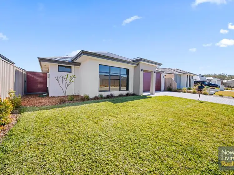 Second view of Homely house listing, 4 Mulwarrie Road, Martin WA 6110