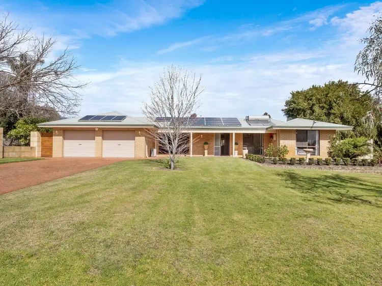 2 Cook Place, Lesmurdie WA 6076