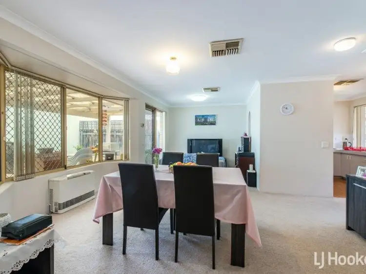 Sixth view of Homely villa listing, 3/24 Southdown Place, Thornlie WA 6108