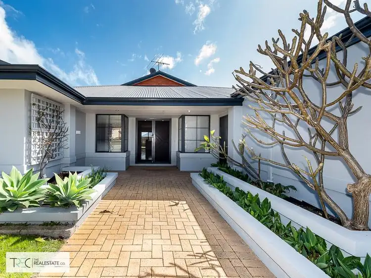 Fourth view of Homely house listing, 32 Seaforth drive, Halls Head WA 6210