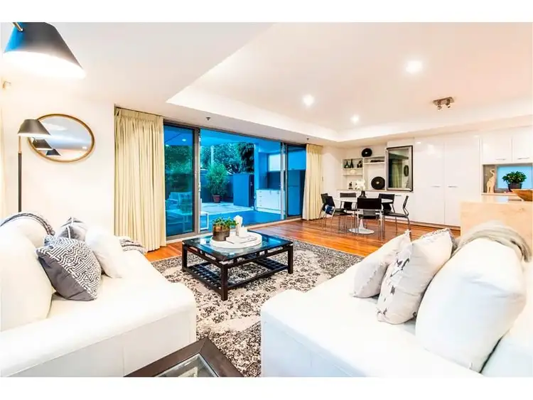 Sixth view of Homely apartment listing, 2/11 Altona Street, West Perth WA 6005