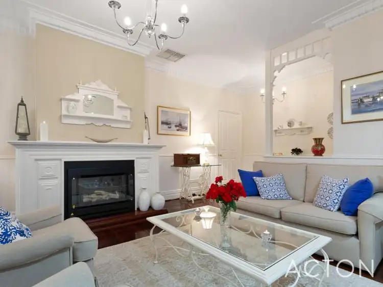 35 Doney Street, Alfred Cove WA 6154