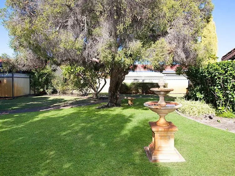 Main view of Homely unit listing, 42/10 Houtmans Street, Shelley WA 6148
