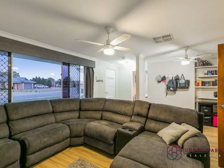 Fifth view of Homely house listing, 11 Kentia Close, Warnbro WA 6169