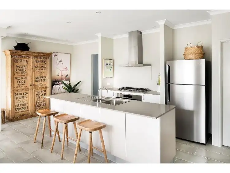 Second view of Homely house listing, 6 Barakee Road, Wandi WA 6167